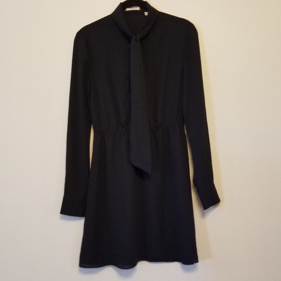 Sunday Best (Aritzia) Veronica dress - Picture 2 of 8